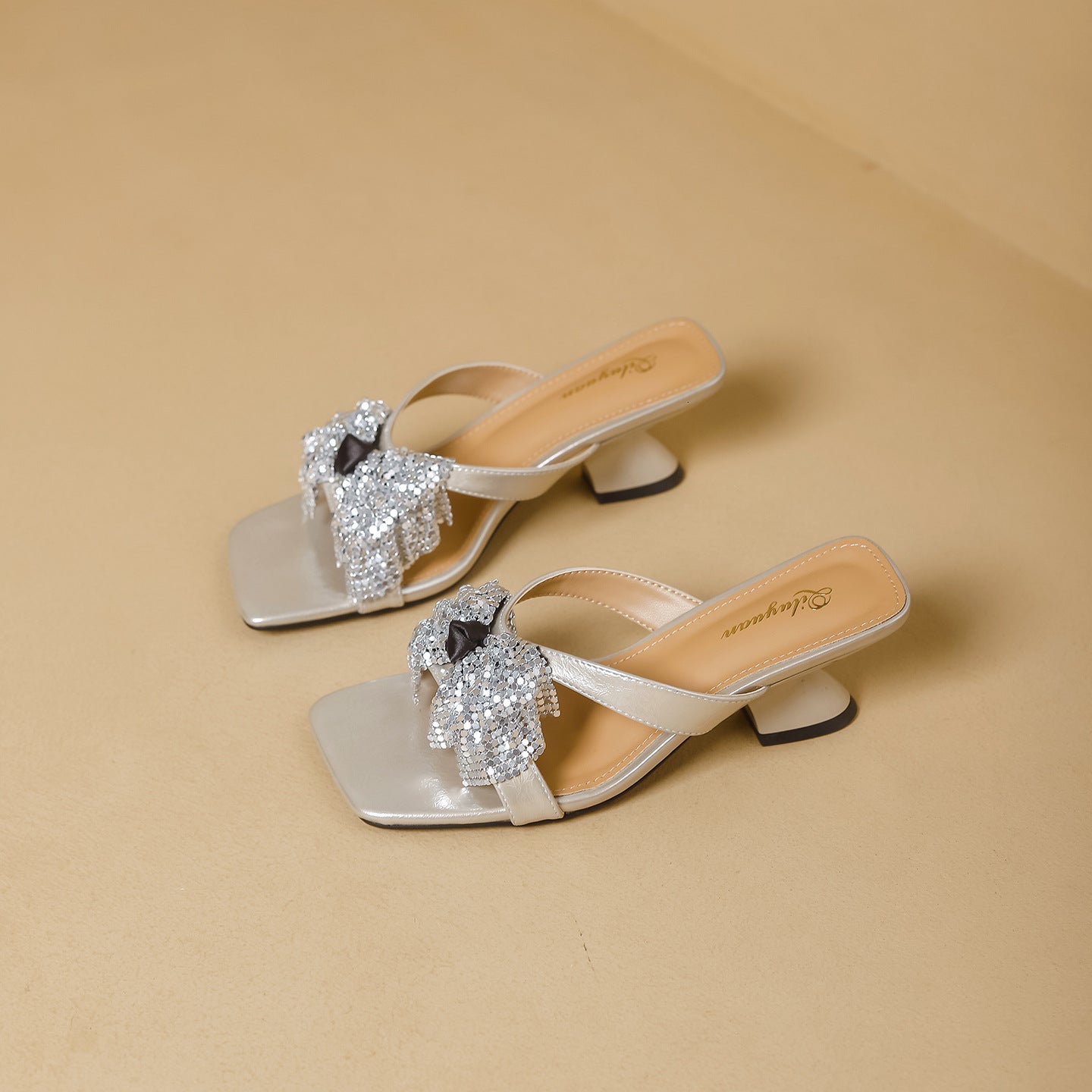 Damen elegante Sling-Sandalen mit funkelndem Schmuckdesign