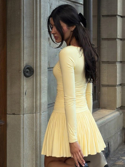 Damen Verspieltes Wickelkleid mit elegantem V-Ausschnitt und Rüschendetails R&B