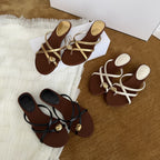 Damen Elegante und komfortable Zehentrenner-Sandalen mit geflochtenem Riemendesign
