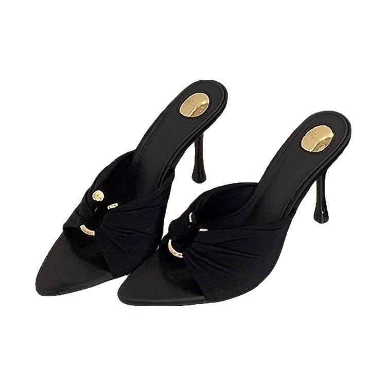 Damen elegante Mules mit geschwungenem Riemchen und zierlichen Details R&B