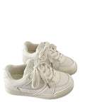 Damen Sneakers im minimalistischen Design mit atmungsaktivem Obermaterial und dämpfender Sohle R&B