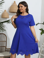 Damen luftiges Kleid mit dekorativem Lochmuster R&B