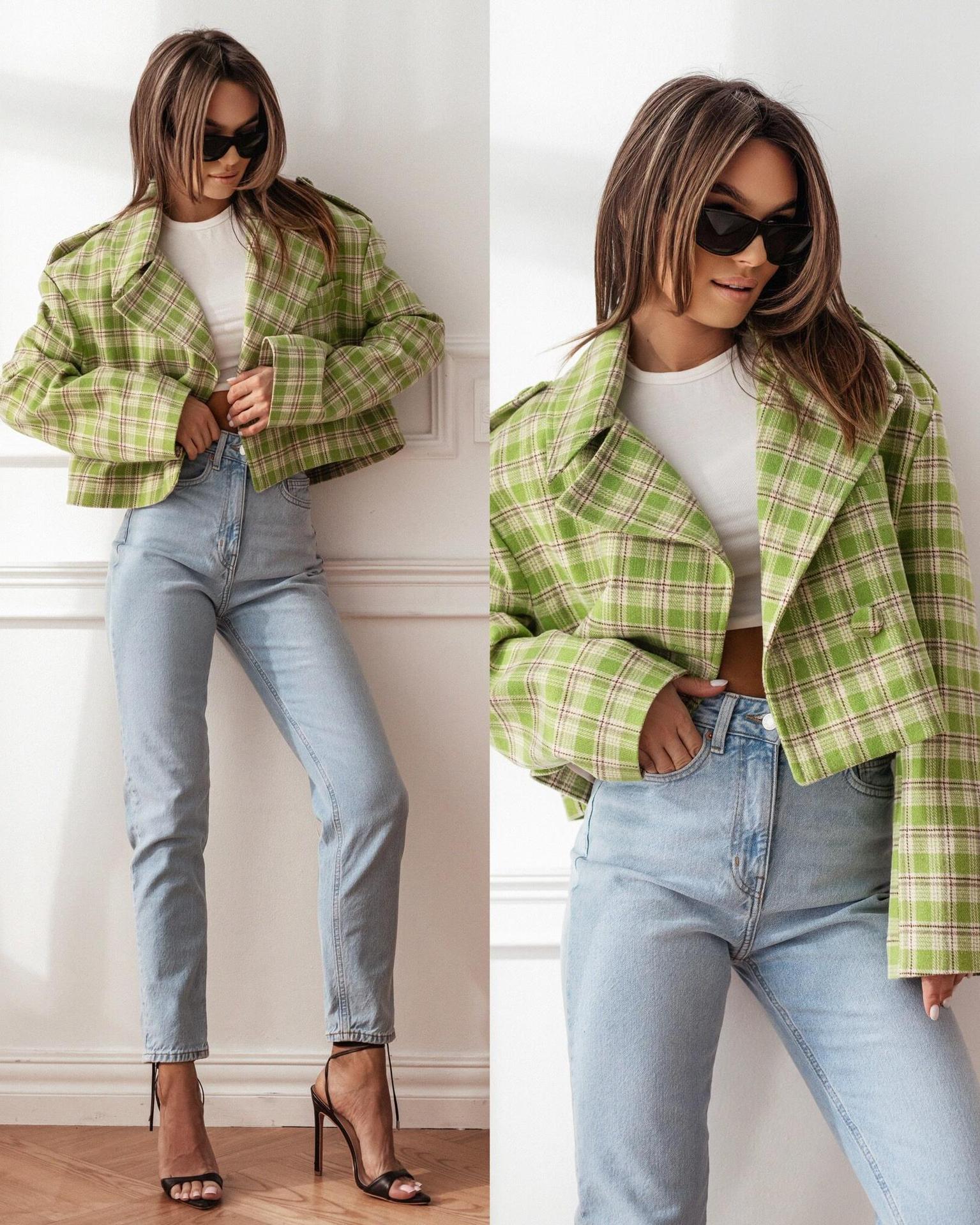 Damen Elegante Kurzjacke mit lässigem Schnitt und praktischen Taschen R&B