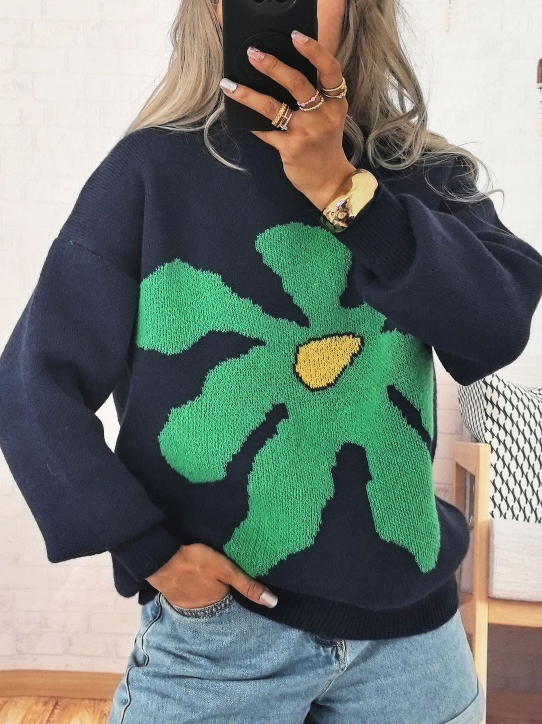 Damen Pullover mit auffälligem Blütenmotiv und lockerer Passform R&B