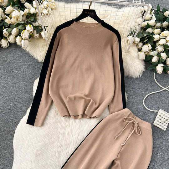Damen sportliches Lounge-Set mit kontrastierenden Seiteneinsätzen R&B