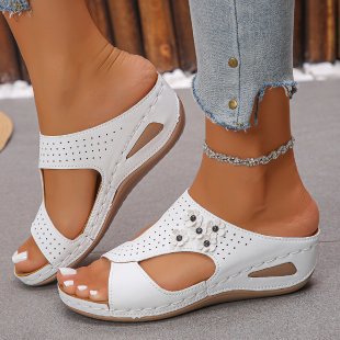 Damen Bequeme und luftige Pantoletten mit eleganten Durchbrüchen R&B