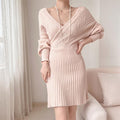Damen Elegantes Strickkleid mit V-Ausschnitt und besonderem Rippenmuster