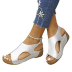 Damen Sandalen mit luftiger Schnittführung von R&B