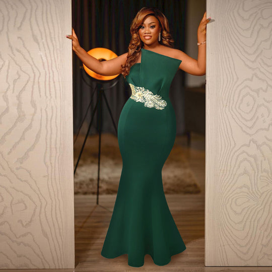Damen elegantes Abendkleid mit asymmetrischem Design und kunstvoller Stickerei R&B