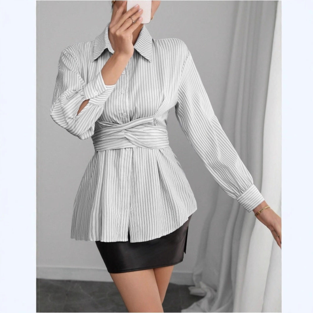 Damen Modische Hemdbluse mit taillierendem Gürtel und komfortablem Schnitt R&B