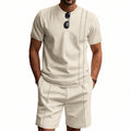 Herren nan atmungsaktives Strukturjersey-Kurzarmshirt mit passender Bundfalten-Shorts R&B