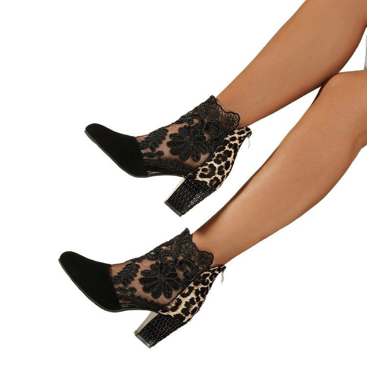 Damen elegante Stiefeletten mit floralem Spitzeneinsatz und Blockabsatz R&B
