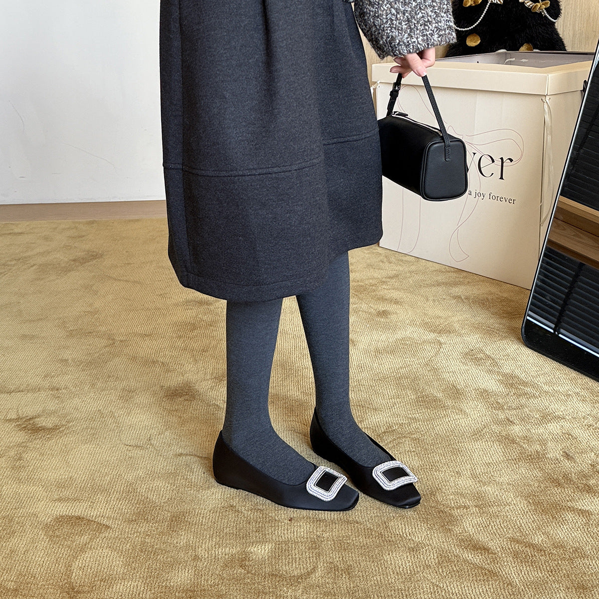 Damen Elegante Ballerinas mit funkelndem Schmuckriemen und klassischem Design R&B