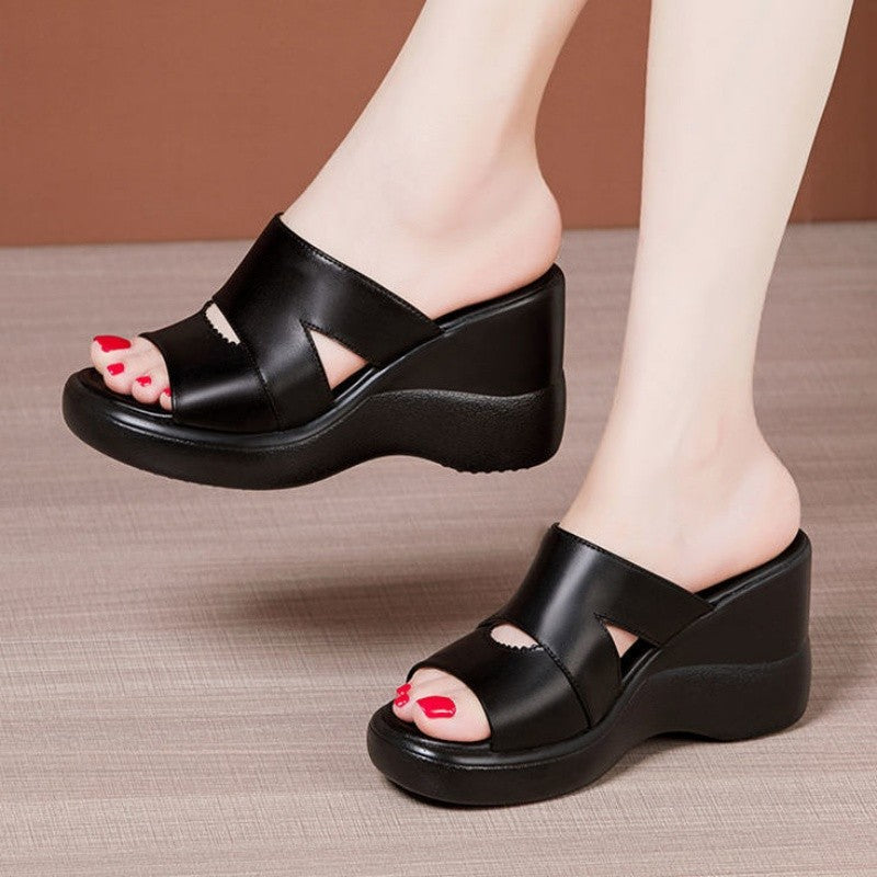Damen Wedge-Pantoletten mit elegantem Schnitt und rutschfester Sohle