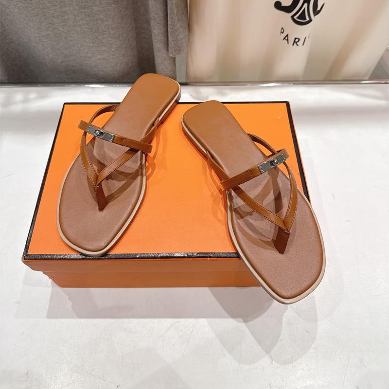 Damen Zehentrenner mit elegantem Riemendesign und bequemer Sohle R&B