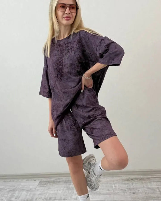 Damen elegantes Freizeit-Set aus locker sitzendem T-Shirt und kurzen Pants R&B