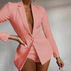Damen Blazer-Kurzanzug mit tiefem V-Ausschnitt und modernen Details R&B