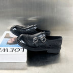 Damen Elegante Mokassins mit doppeltem Schnallenverschluss und feinem Broguemuster R&B