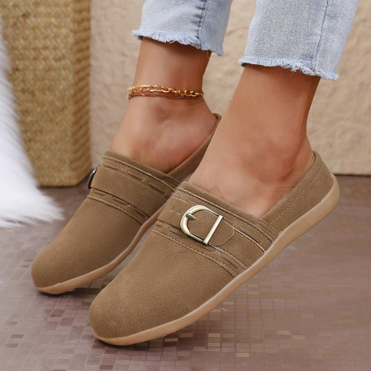 Damen Komfortable Mules mit modischer Schnalle R&B
