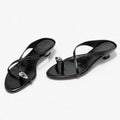 Damen elegante Zehentrenner-Sandalen mit modischem Riemendesign und dekorativem Schmuckdetail R&B