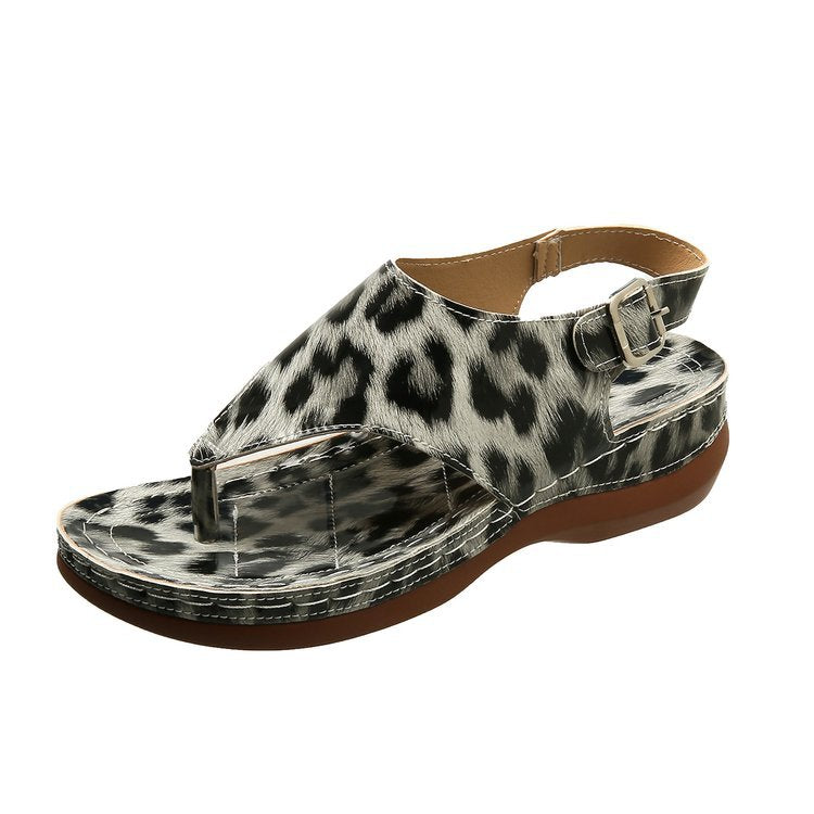 Damen Komfort-Sandaletten mit elegantem Leopardenmuster und verstellbarem Riemendesign R&B