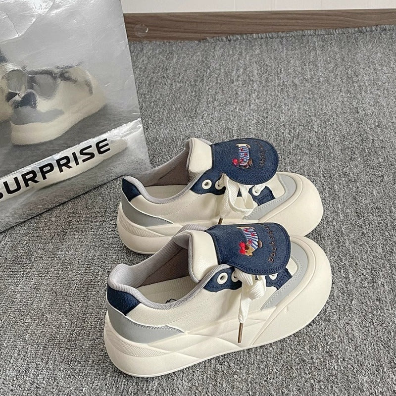 Damen Verspielte Sneakers mit tierischen Applikationen und komfortablem Klettverschluss