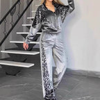 Damen Sportanzug mit modernem Animal-Print R&B