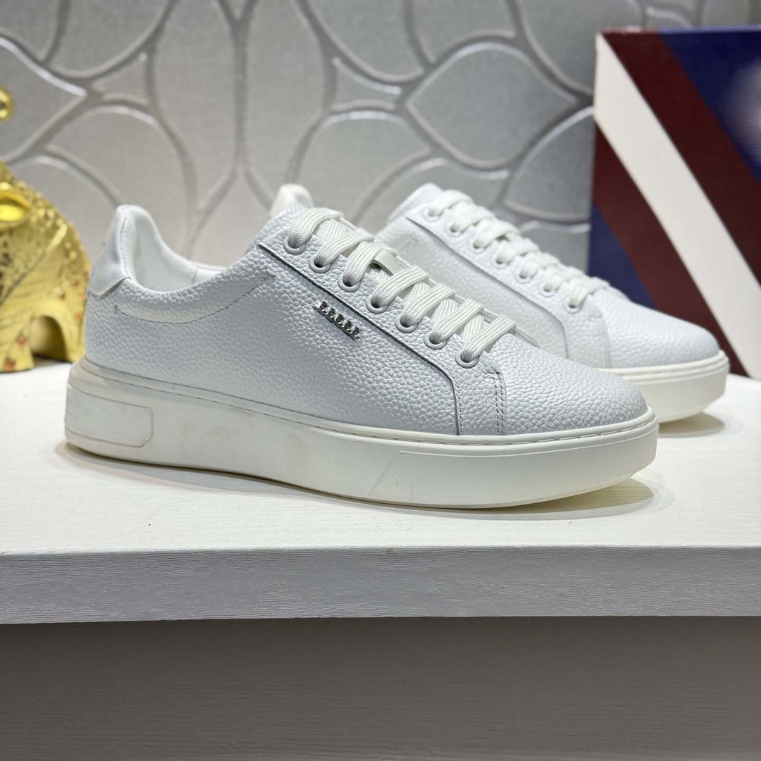 Damen Sportliche Premium Sneakers mit strukturiertem Obermaterial und komfortabler Dämpfung R&B