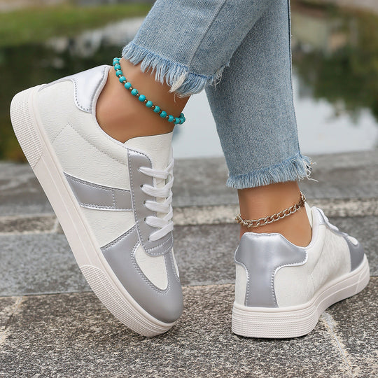 Damen Sneakers im modernen Retro-Design mit atmungsaktiven Einsätzen R&B