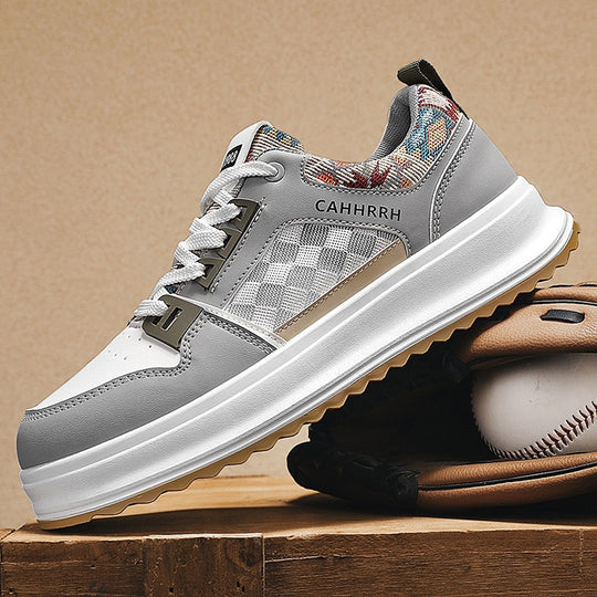 Damen Sportliche Sneakers mit innovativem Oberflächenmaterial und flexibler Sohle R&B