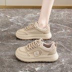 Damen Sportliche Sneaker mit robustem Design und komfortabler Dämpfung R&B