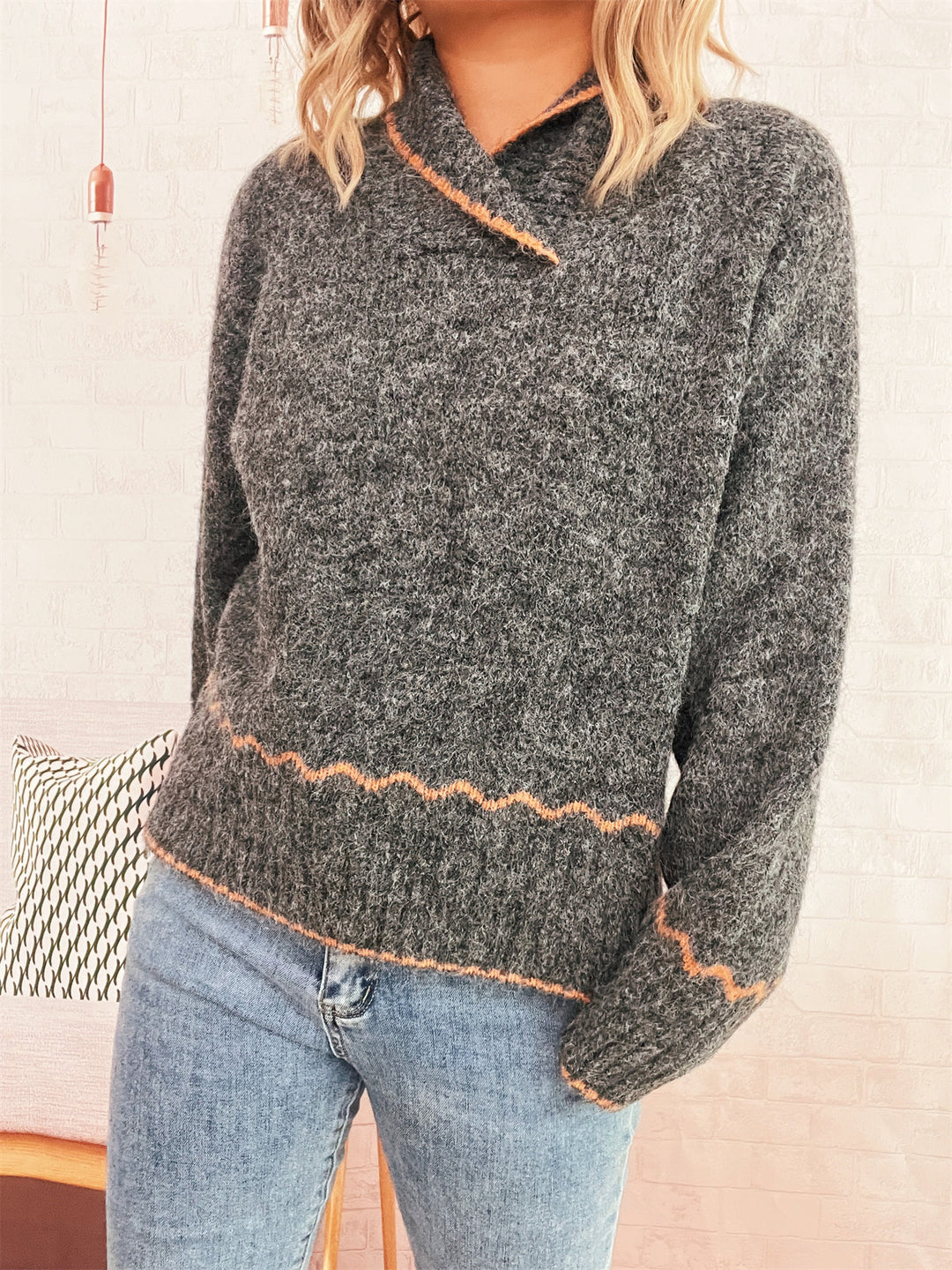 Damen lässiger Strickpullover mit modischem Kragen und fransigen Akzenten R&B