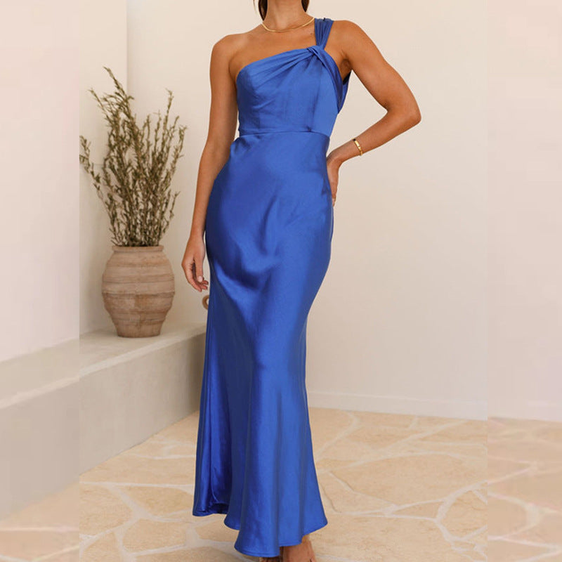 Damen Maxikleid mit asymmetrischem Träger und elegantem Satin-Finish R&B