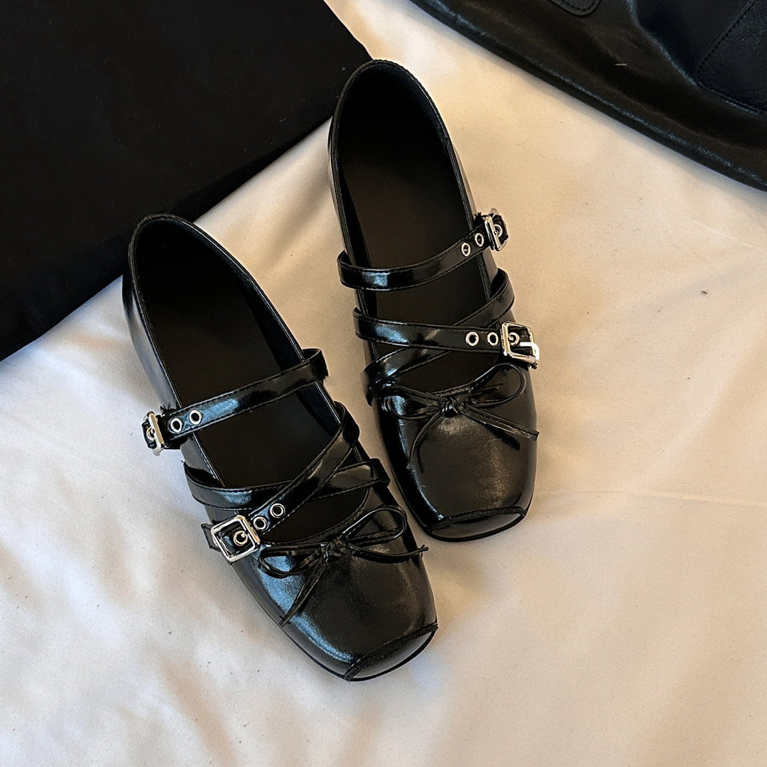 Damen Ballerina-Schuhe mit verspieltem Kreuzriemen und eleganter Schnallenverzierung R&B