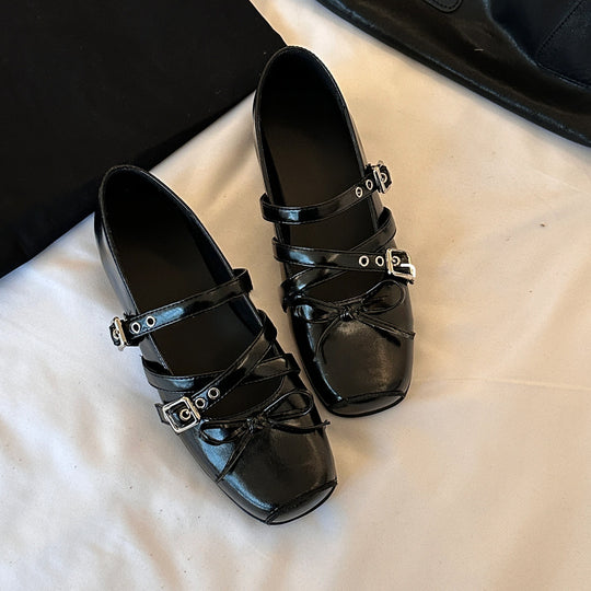 Damen Ballerina-Schuhe mit verspieltem Kreuzriemen und eleganter Schnallenverzierung R&B