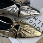 Damen elegante Ballerinas mit goldenen Akzenten und komfortablem Riemchen