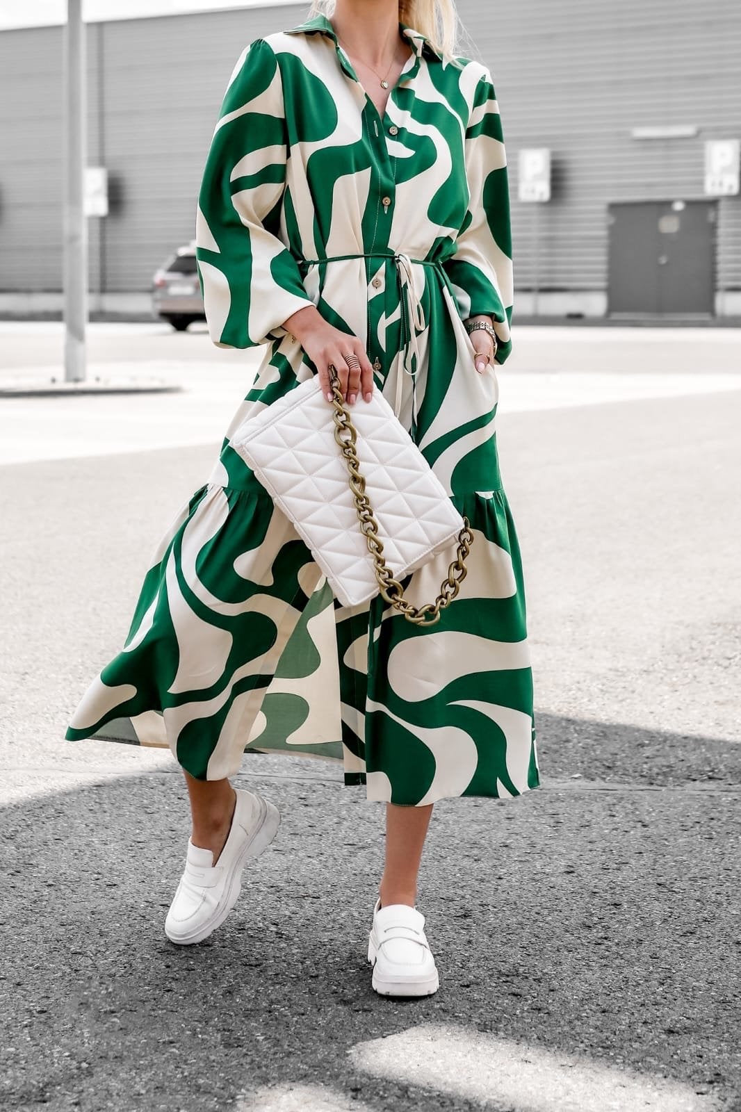 Damen Maxikleid mit modernem Muster und praktischem Taillengürtel R&B