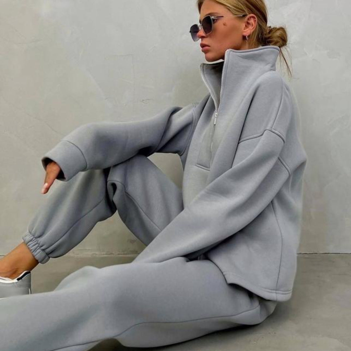 Damen sportlicher Fleece-Pullover und Jogginghose-Set mit hohem Kragen