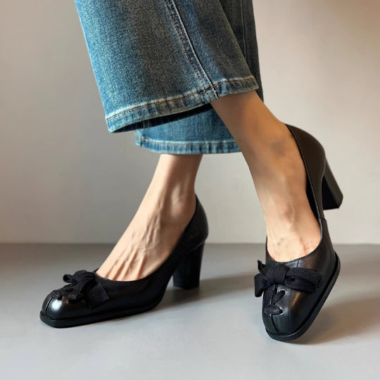 Damen Elegante Pumps mit moderner Schleifenverzierung R&B