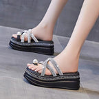 Damen Glitzernde Plateau-Sandalen mit eleganten Riemchen
