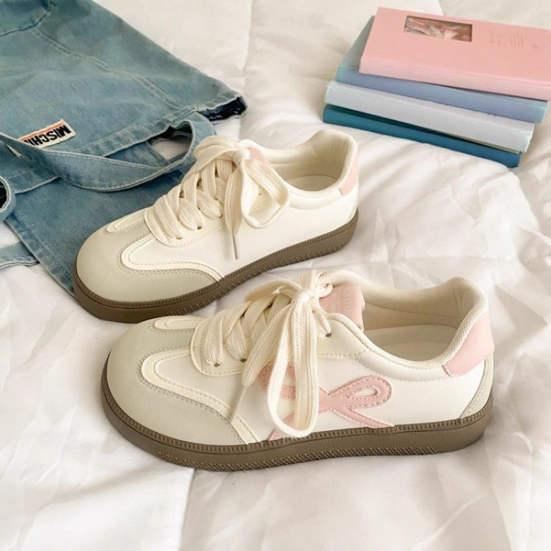 Damen Sportliche Sneakers mit modischem Minimalismus R&B