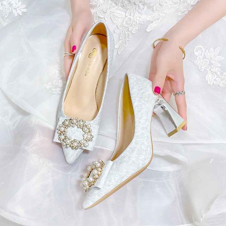 Damen elegante Pumps mit perlverzierten Akzenten R&B