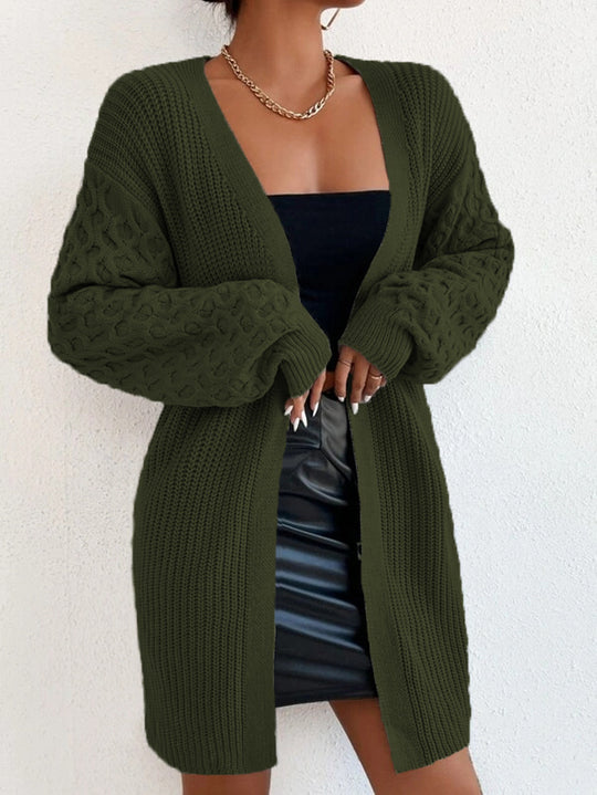 Damen Strickjacke mit raffiniertem Zopfmuster und lässigem Schnitt R&B