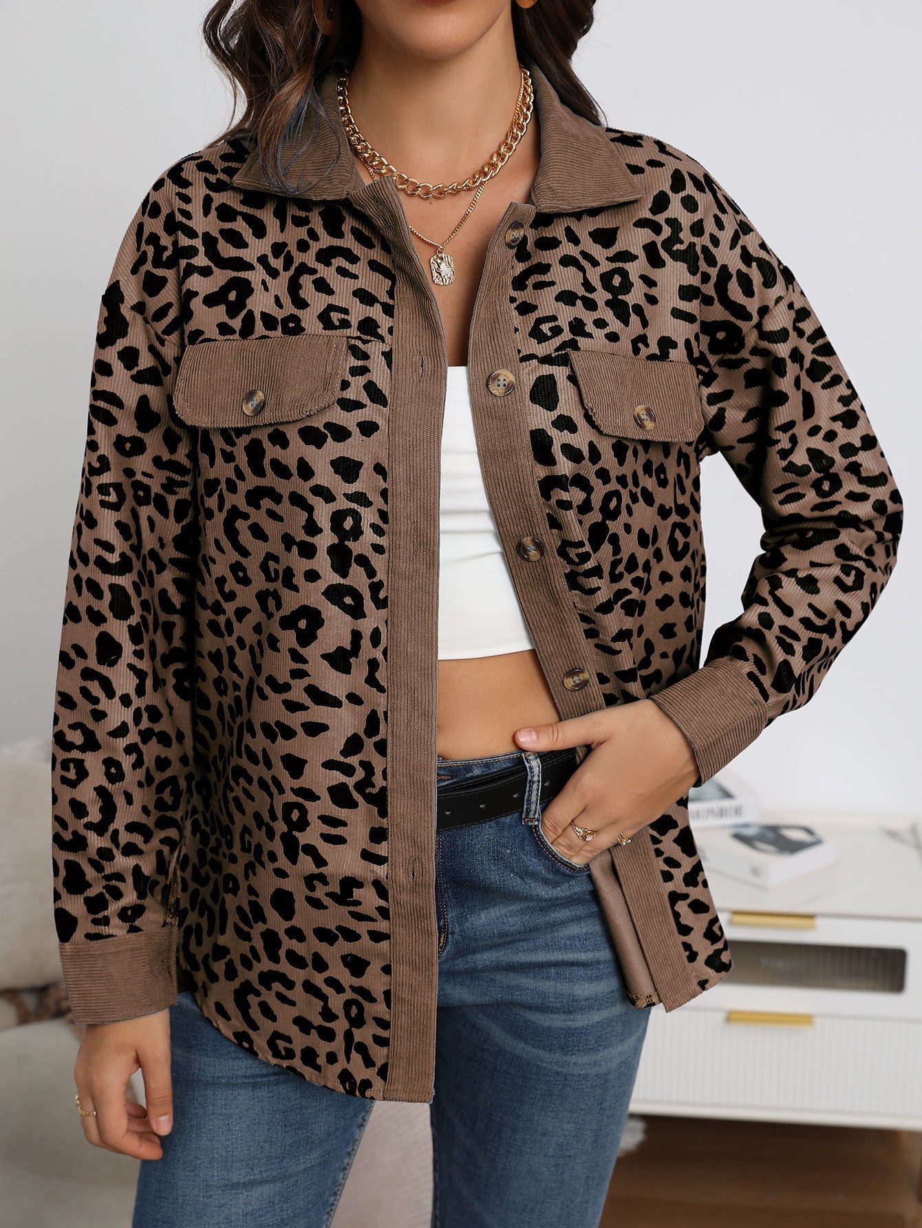 Damen Freizeitjacke im angesagten Leopardenmuster mit aufgesetzten Taschen R&B