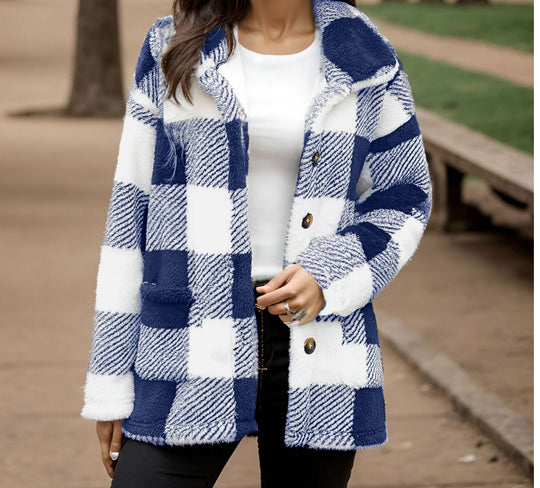 Damen Kuscheljacke mit Karomuster und Knopfverschluss R&B