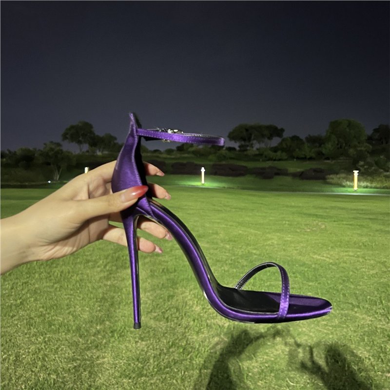 Damen High Heel Sandalen mit eleganter Riemchenführung R&B