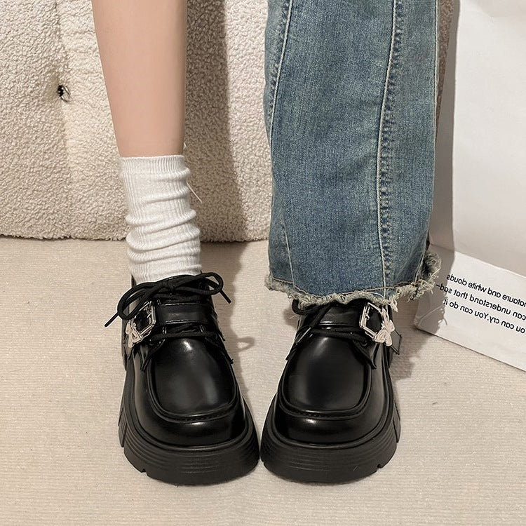 Damen modische Schnürschuhe mit elegantem Schnallen-Detail R&B