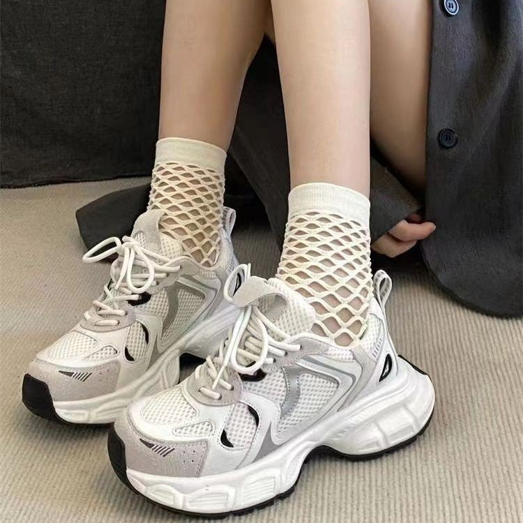 Damen Sportliche Sneakers mit atmungsaktiver Netzstruktur und dämpfender Sohle R&B