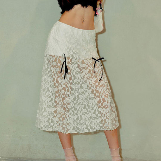 Damen eleganter Spitzenrock mit transparenten Einsätzen und raffinierten Bindebändern R&B