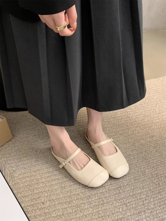 Damen Premium Clogs mit modischem Schnallen-Detail und bequemer Sohle R&B